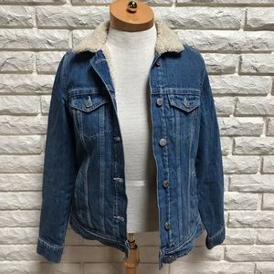 Old Navy faux fur lined jean denim jacket XS